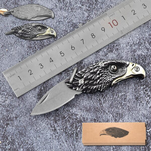 Creative outdoor eagle head folding knife