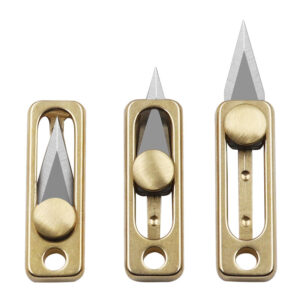 Portable keychain mini push-pull pocket knife