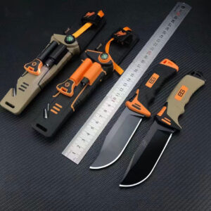Outdoor multifunctional wilderness survival camping and mountaineering knife